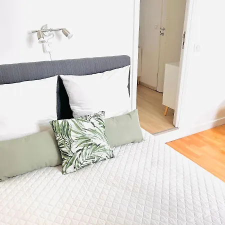 Apartment 1 Bedroom Flat With Balcony Center Croisette 6ppl